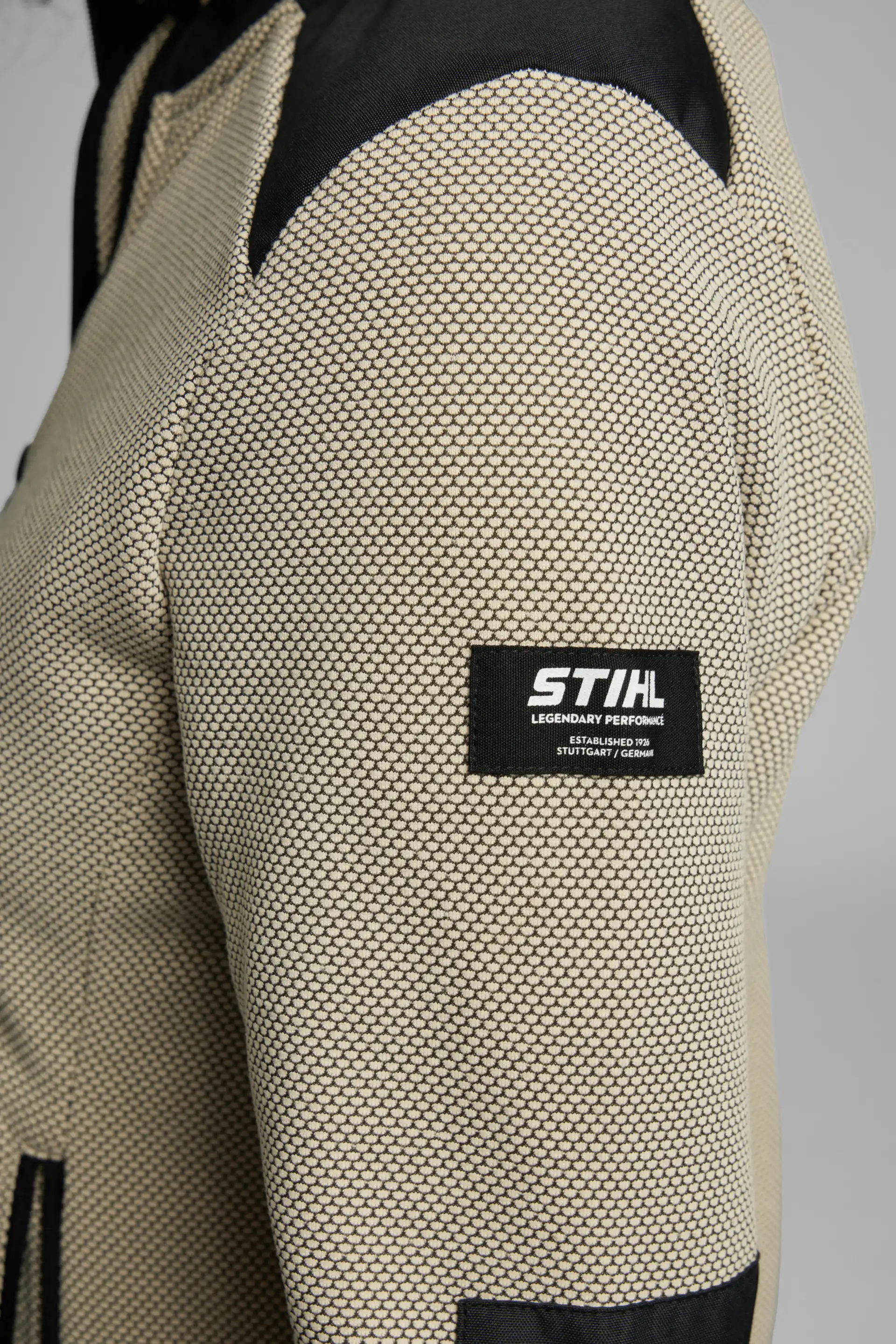 04211002234 STIHL Fleecejacke Damen PERFORMANCE Beige 042110022 img_3 04211002234 STIHL Fleecejacke Damen PERFORMANCE Beige 042110022 img_3