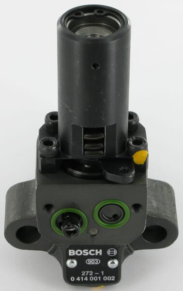 Pumpeneinspritzdüse (272-1) (4896881) von Lombardini. Aus unserem Sortiment für Verbrennungsmotoren - Lombardini